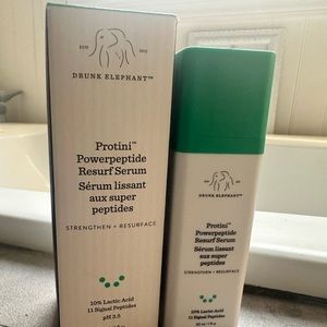 Drunk Elephant Power Peptide resurfacing  serum